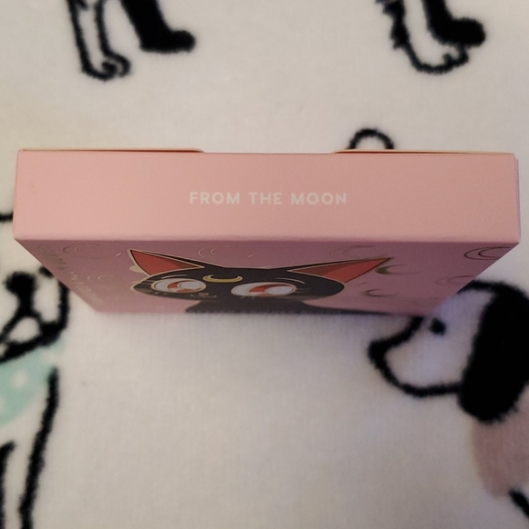NIB Colourpop x Sailor Moon From The Moon Blush - Picture 7 of 10